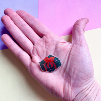 Present Pin